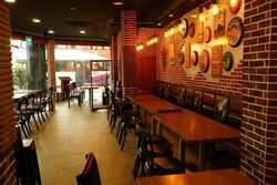 Geylang Road (D14), Retail #549137711